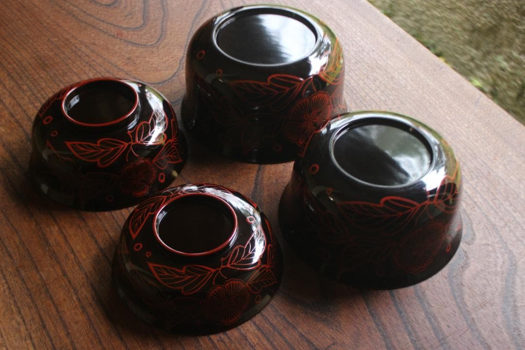 時代逸品！端正な爪朱黒漆に風情ある木芙蓉文の美しい吉野塗の四つ椀（検懐石道具京塗