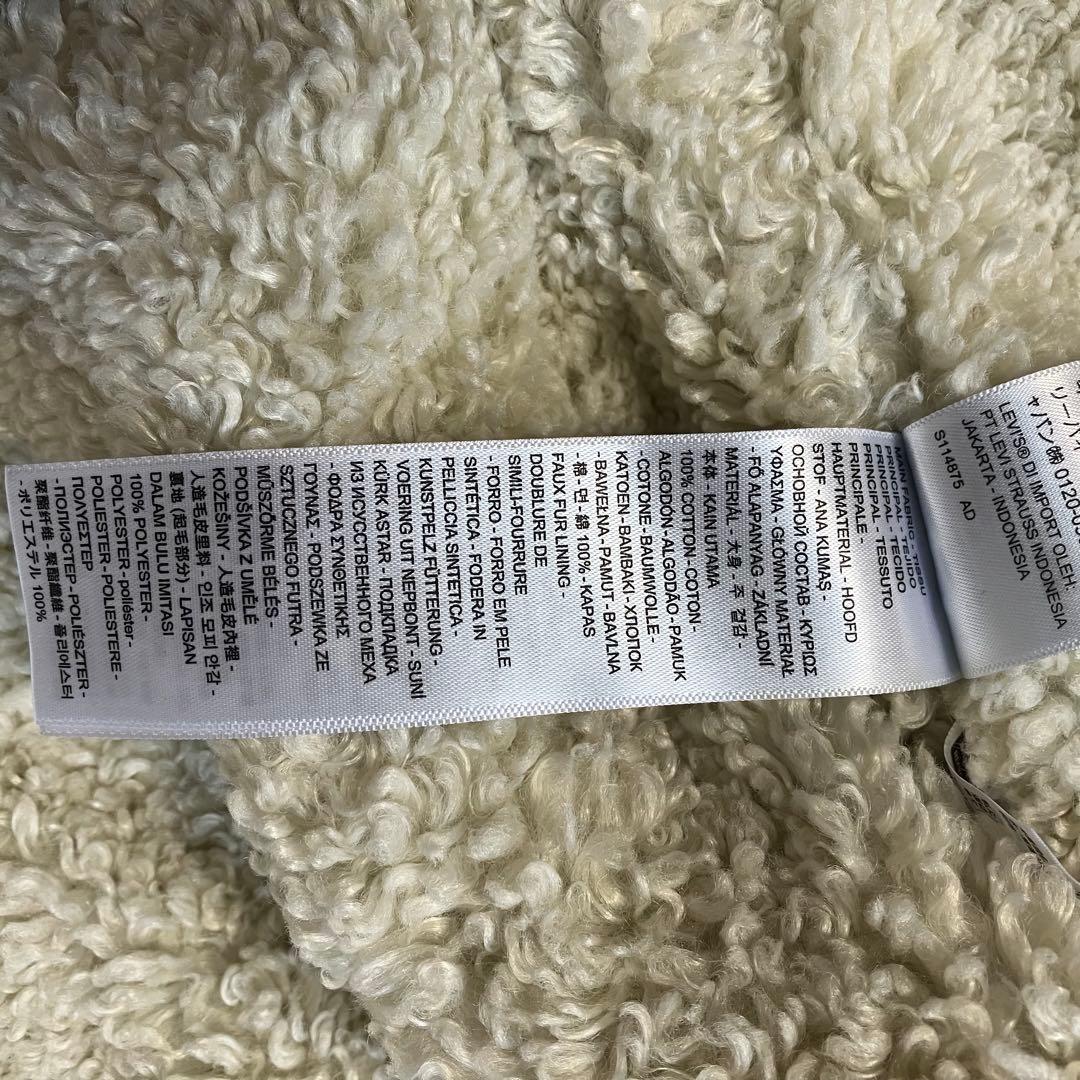 【新品タグ付き】Levi's シェルパ フライトジャケット