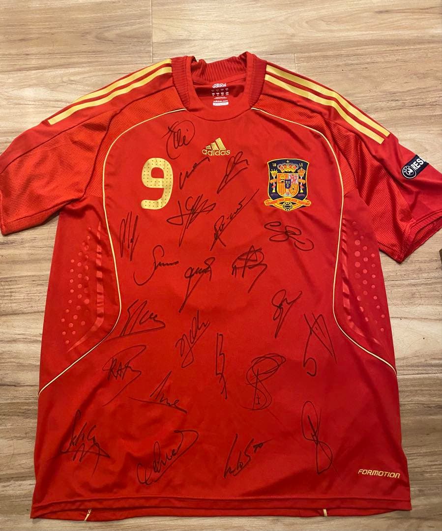 【期間限定】EURO2008スペイン代表監督、登録22名直筆サイン入りユニ