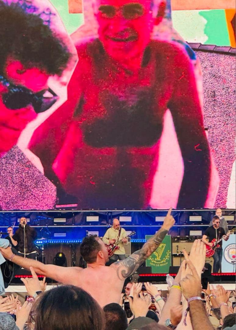 英国購入oasis 来日 正規 2025 スウェットシャツ M