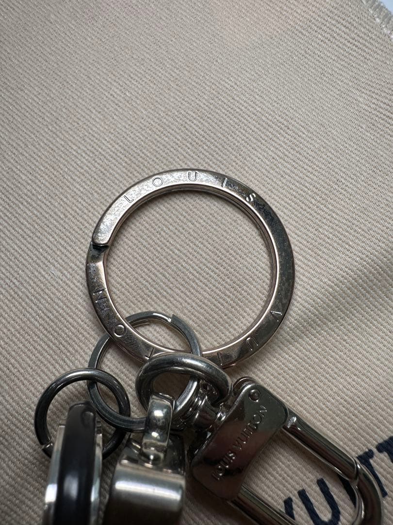 【ルイ・ヴィトン】 訳ありレザー キーホルダー