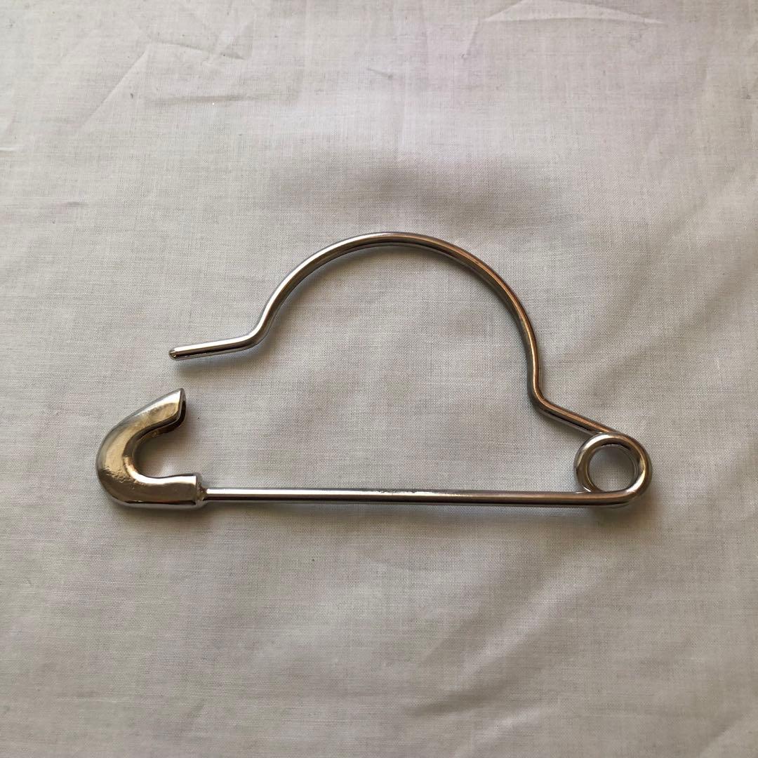 toga トーガ 安全ピン　バングル　ブレスレット　初期