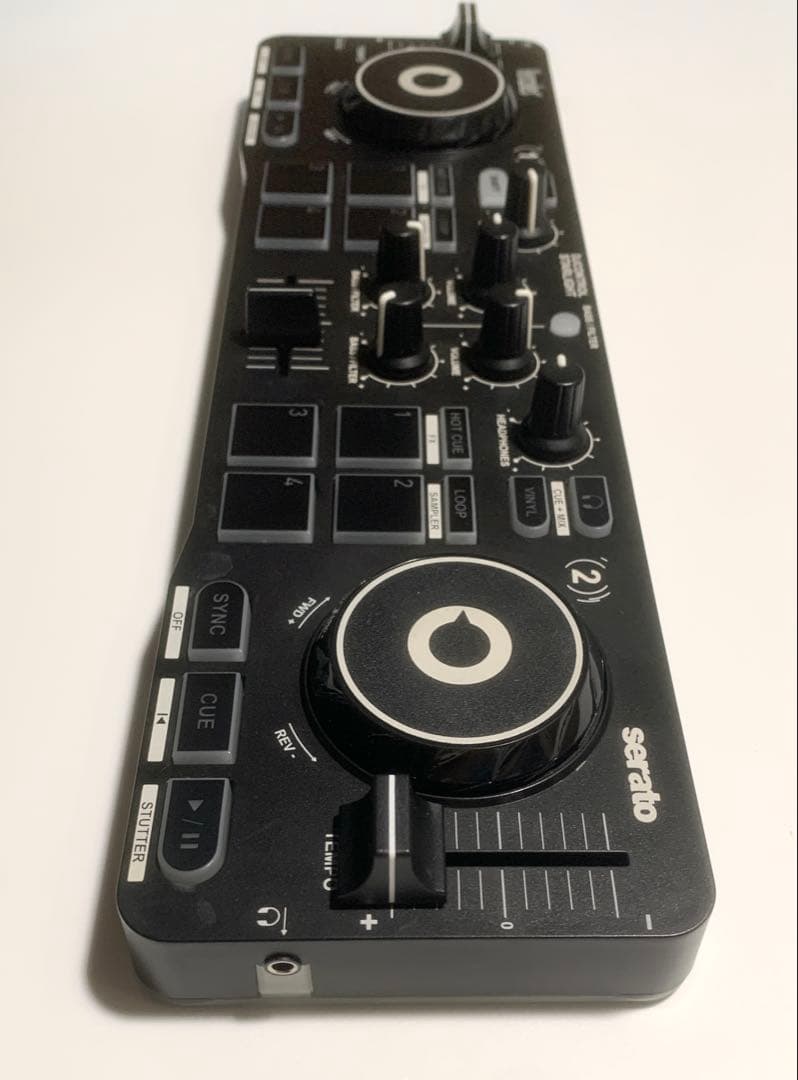 DJ機材 DJCONTROL STARLIGHT Hercules serato DJ