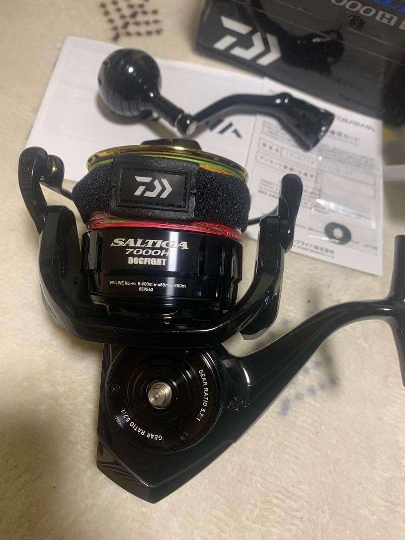 リール Daiwa Saltiga Dogfight 7000H