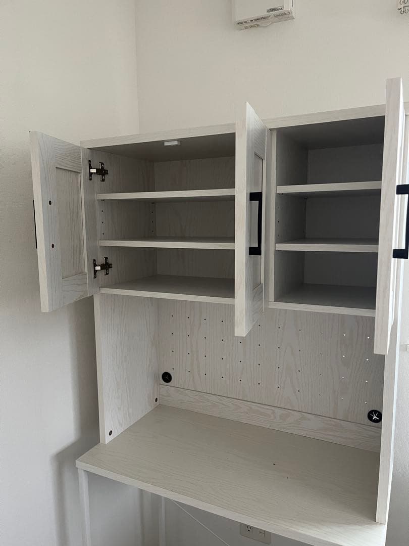 ワイエムワールド　食器棚兼レンジ台