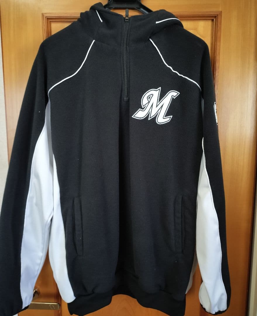 千葉ロッテマリーンズ　選手用フルジップジャケット 69番