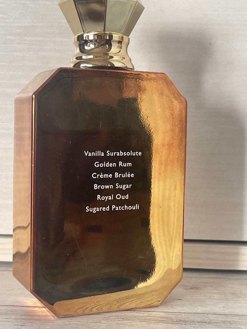 Kayali バニラ　ロイヤル　シュガー　パチュリ　 Sugar