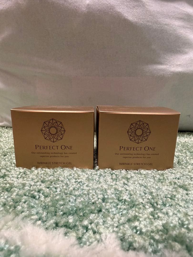まいこ様 未使用パーフェクトワン薬用リンクルストレッチジェル 50gオールイン