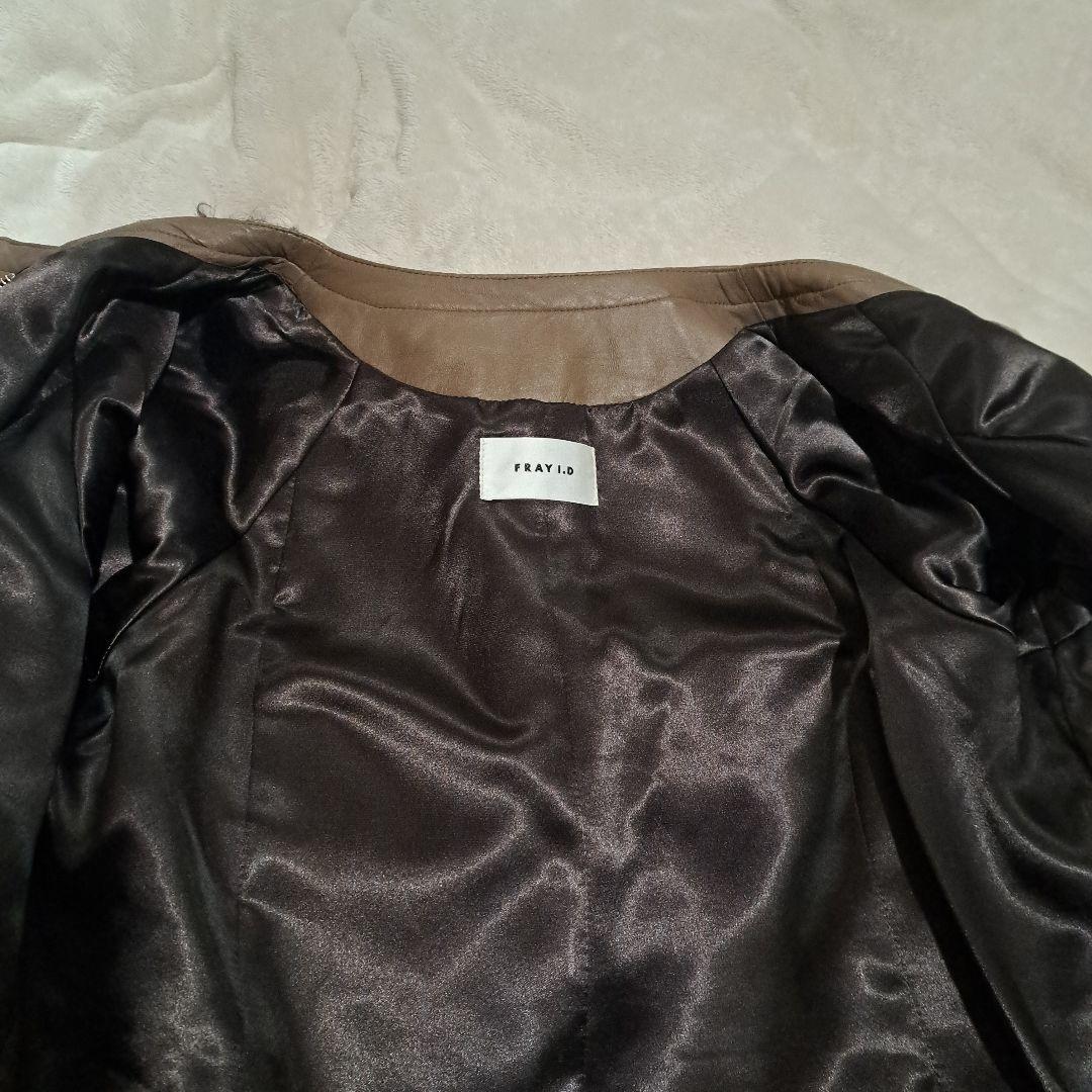 まり　美品　FRAY I.D ラムファー&レザー　ノーカラーコート