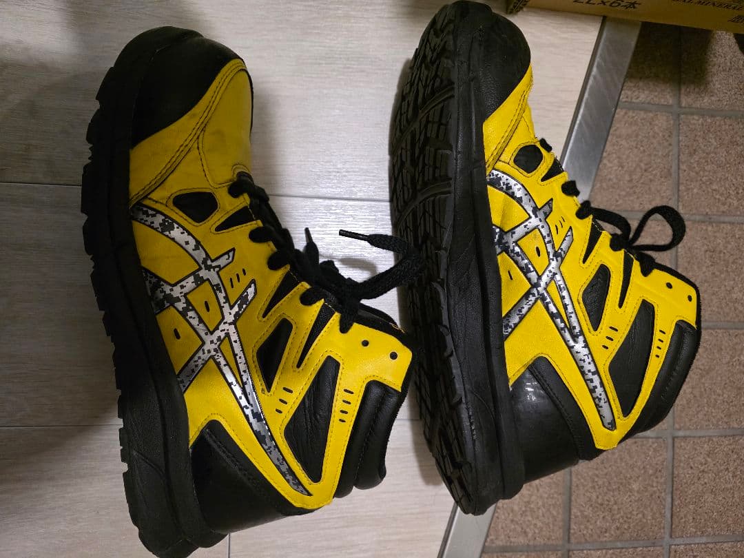アシックス　安全靴　25.5センチ