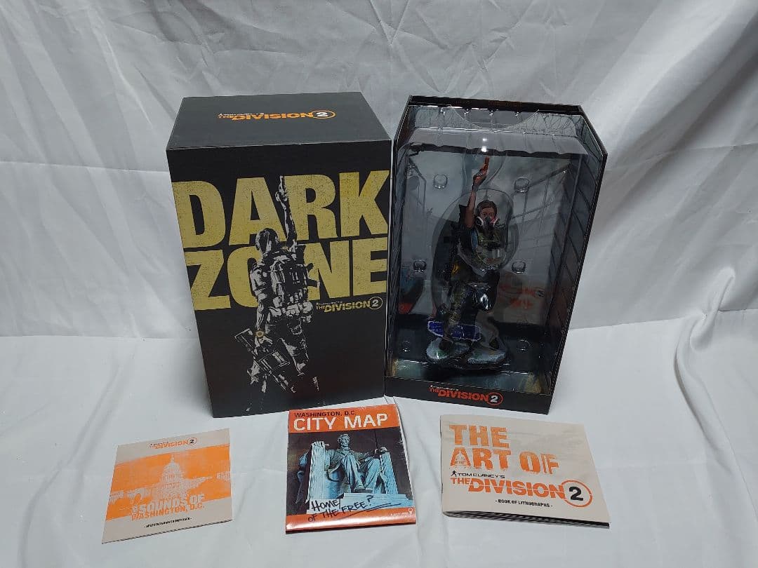 ディビジョン2 ダークゾーン　コレクターズエディション（ソフト欠品）