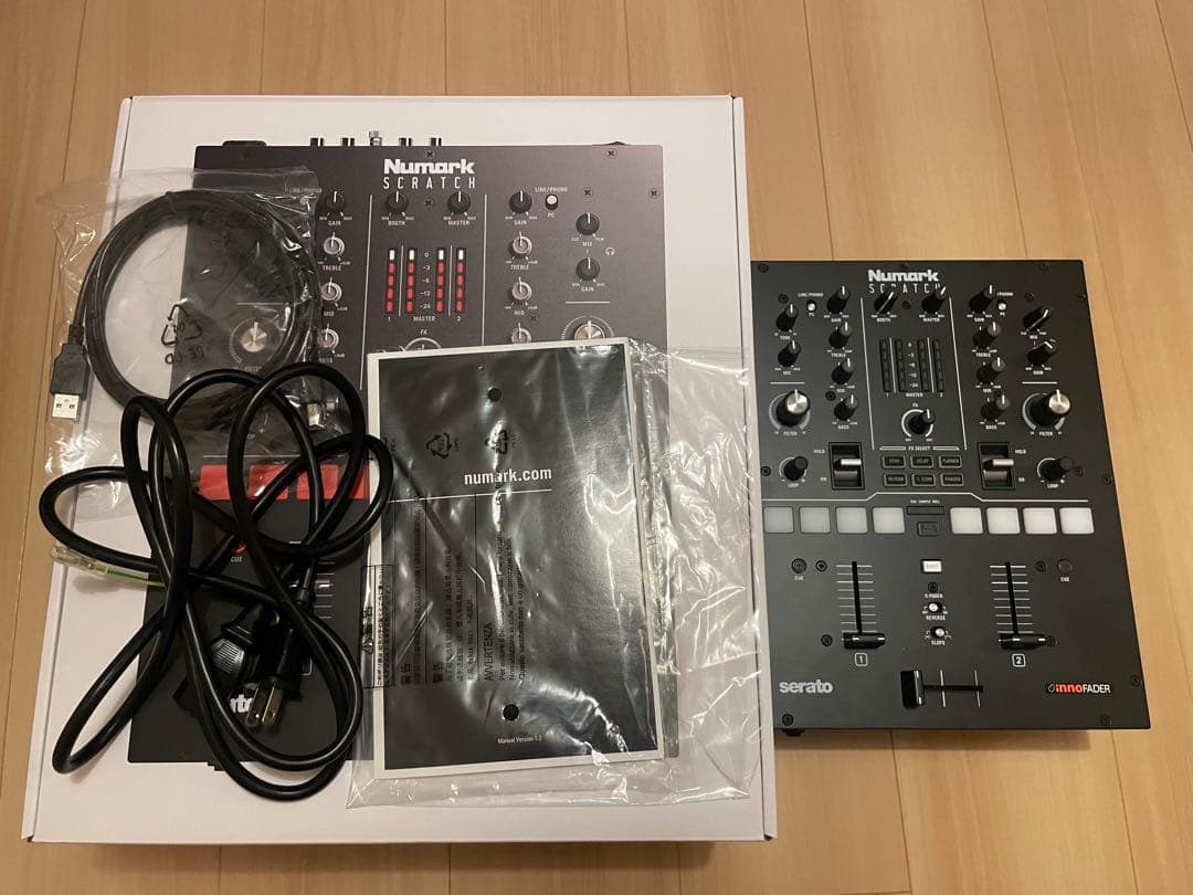 Numark Scratch DJミキサー