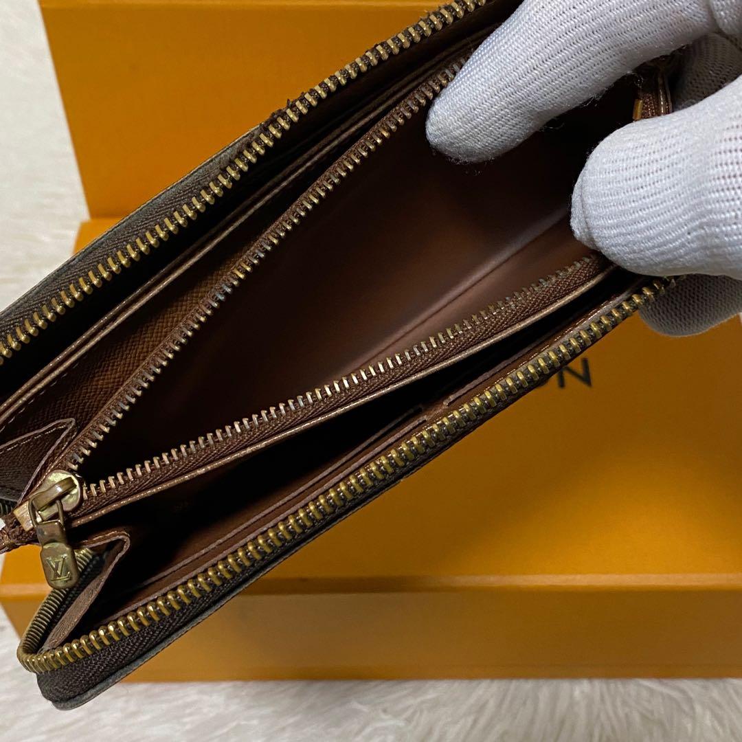 ルイヴィトン　ジッピーウォレット　モノグラム　長財布　ラウンドジップ