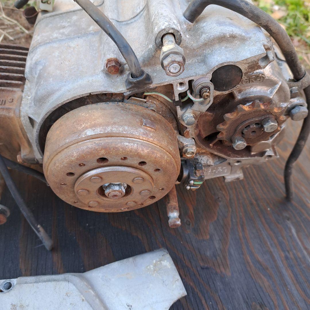 ホンダ C50カブ エンジン キャブレター付き ジャンク