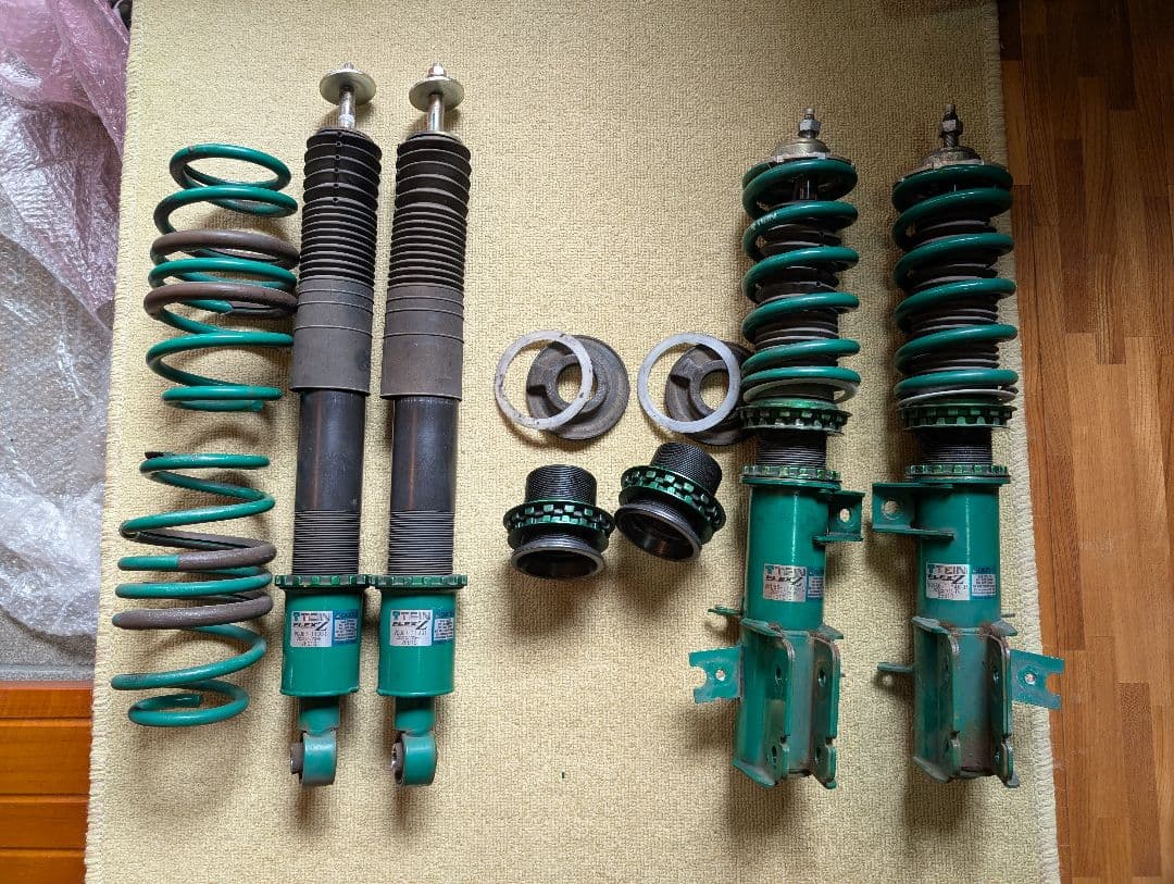 TEIN フレックスZ 車高調 スイフトzc32s zc72s用 週末値下げ中