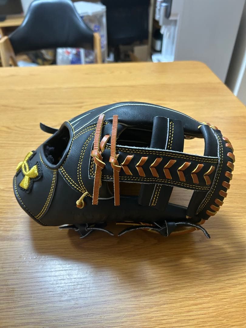 MKR　Under Armour 野球グローブ 軟式
