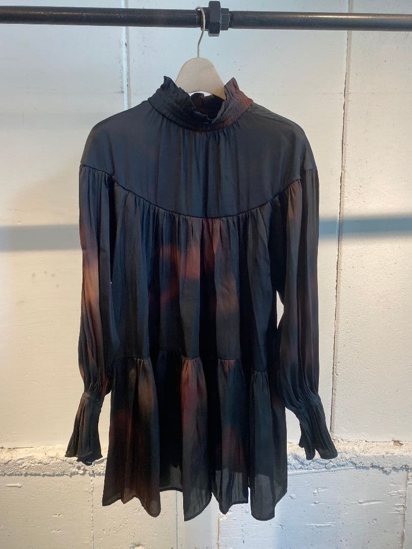 FUMIE TANAKA marble tiered po フミエタナカ