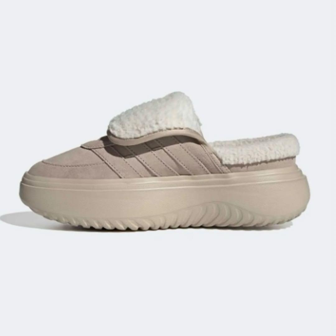 新品未使用【韓国限定】23.5 adidas グランドコートミュール ベージュ