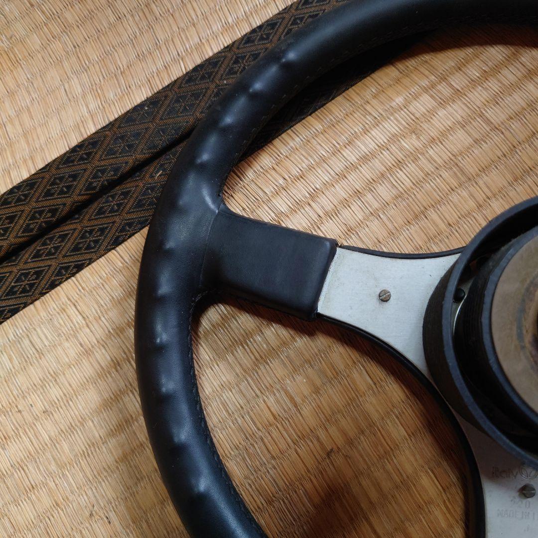 イタルボランテ　ステアリングハンドル