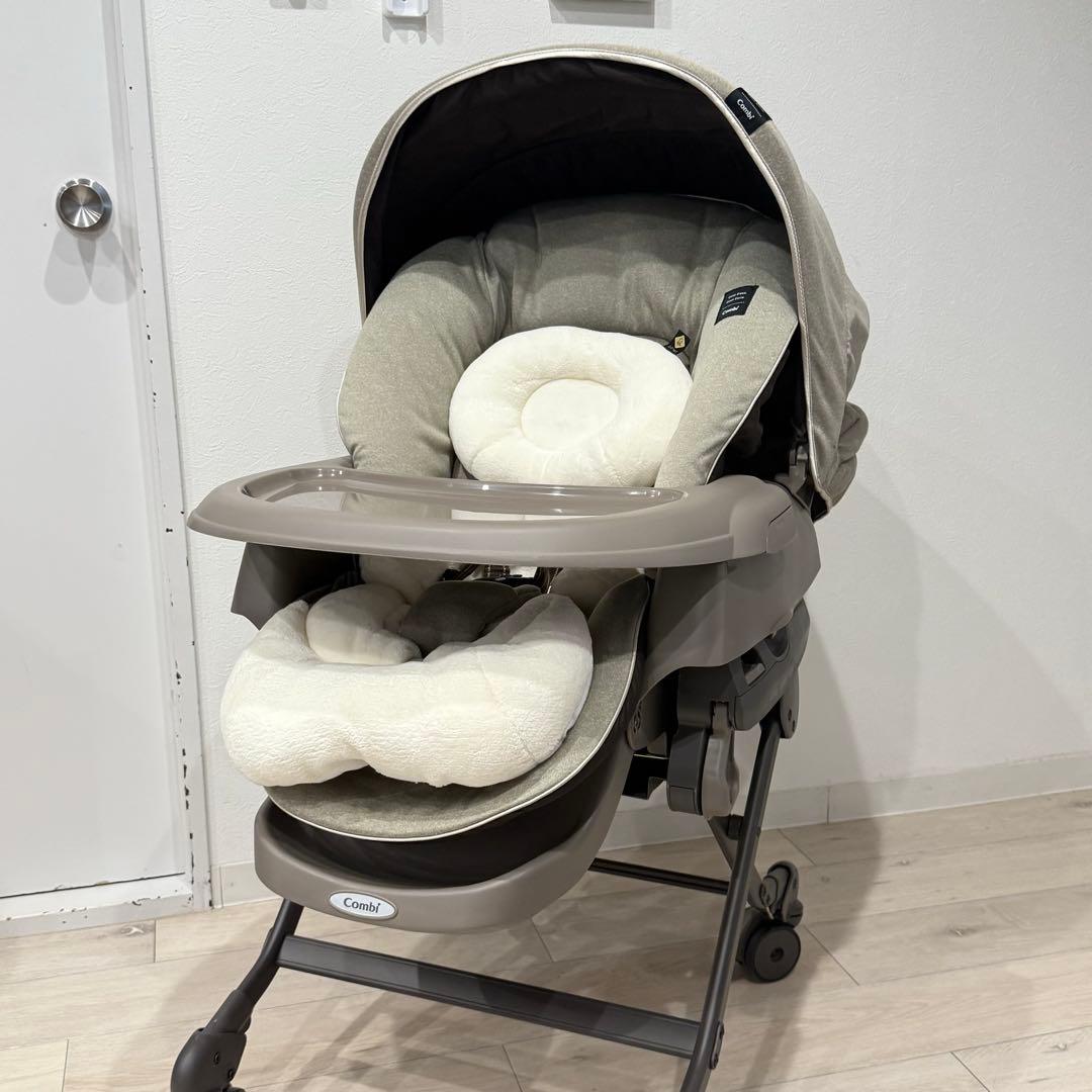 Combi ネムリラ AUTO SWING BEDi ベージュ おやすみドーム