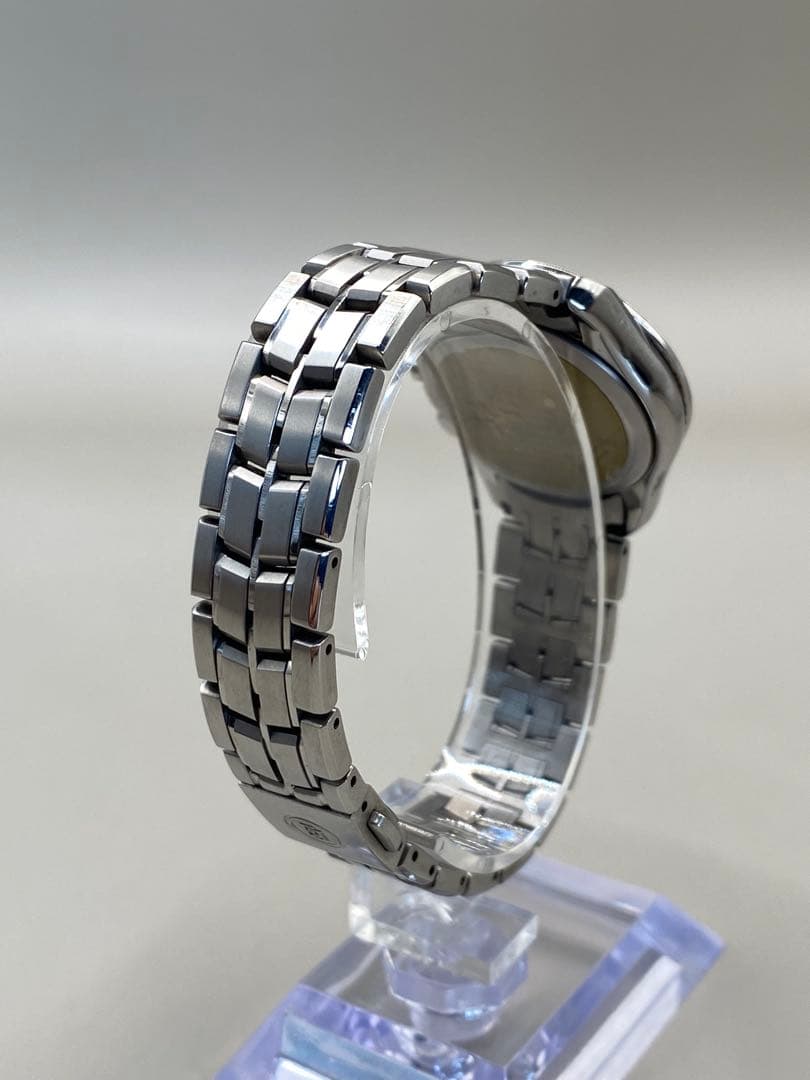 Citizen シルバー 高級ライン「EXCEED」シリーズの腕時計 H330