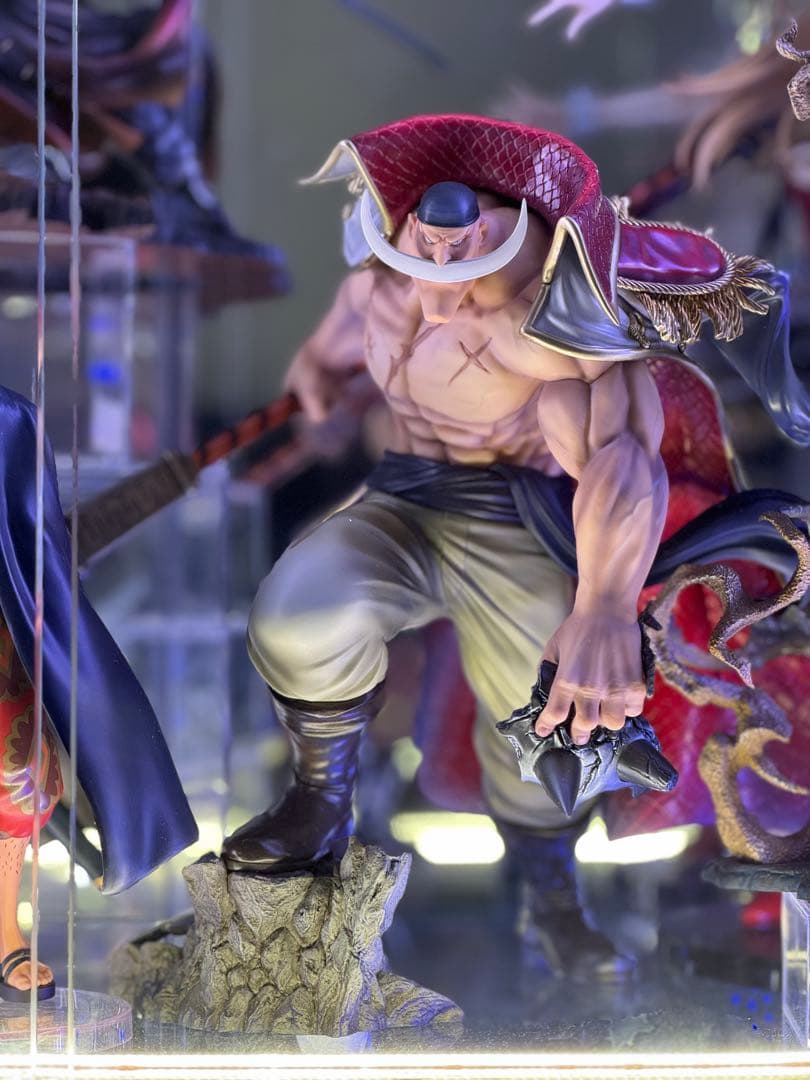 POP maximum 白ひげ　エドワード・ニューゲート