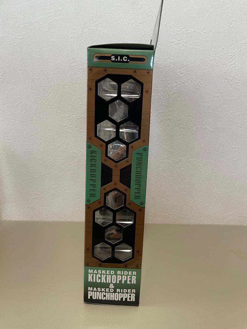 【新品未開封】S.I.C. 仮面ライダーキックホッパー＆パンチホッパー