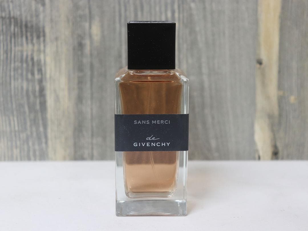 GIVENCHY ジバンシー　ド ジバンシイ サンメルシー　100ml
