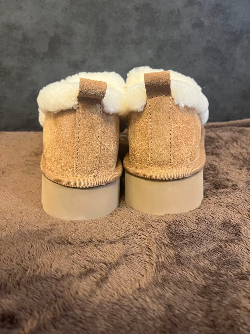 UGG アグ　チェスナット 厚底24cm