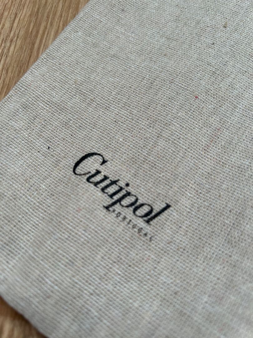 【クチポール】　スプーン　フォーク　ナイフ　ブラック＆シルバー　収納袋付き