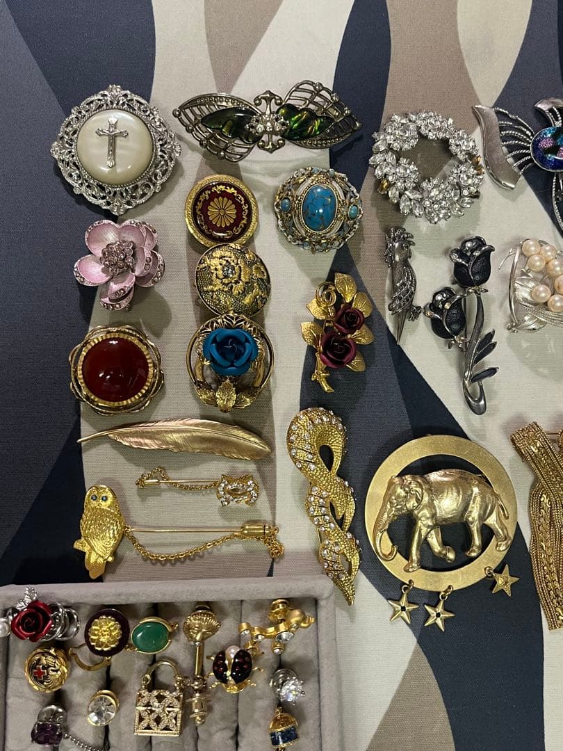 ブローチ・タイピンまとめ売り