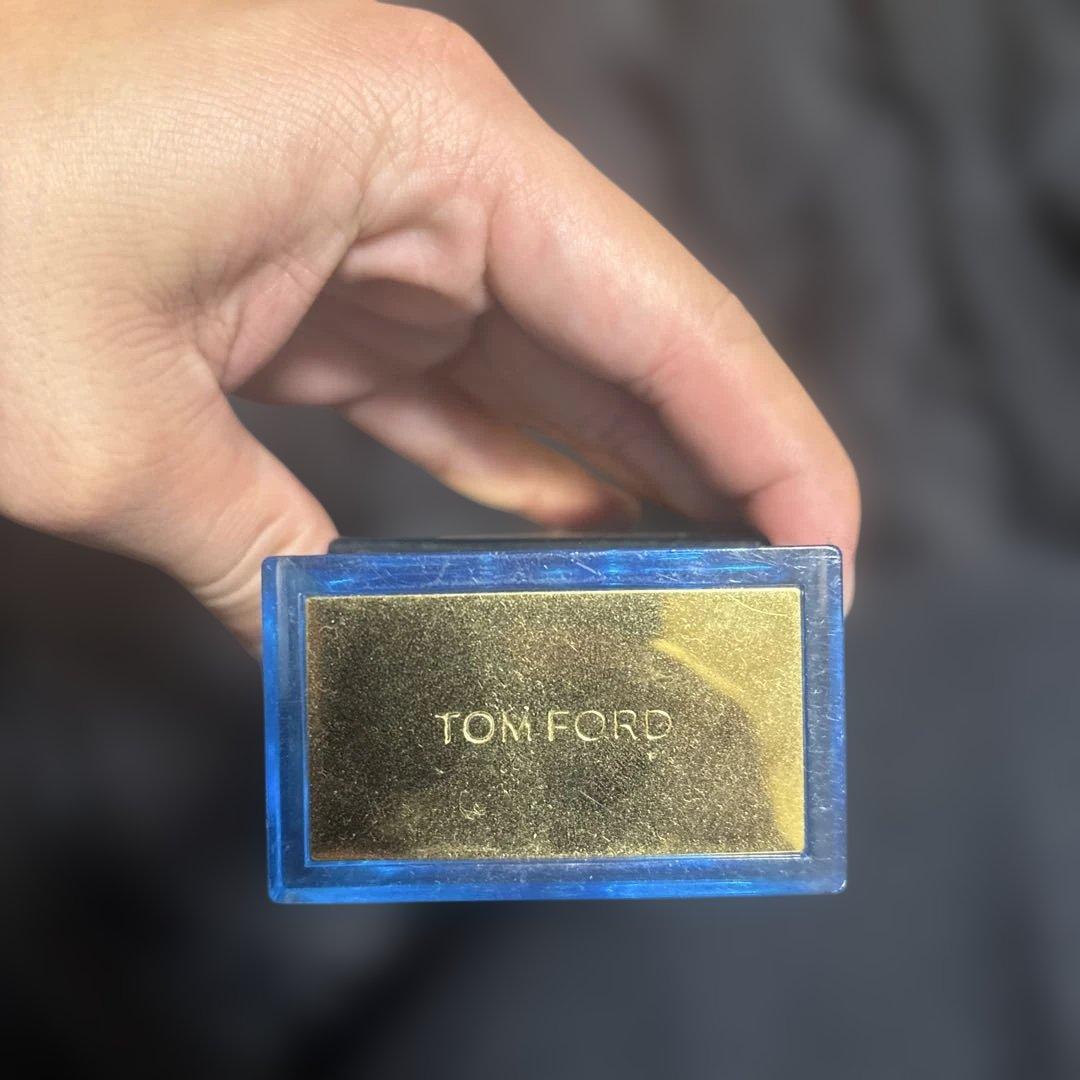香水(男性用) TOM FORD MANDARINO DI AMALFI