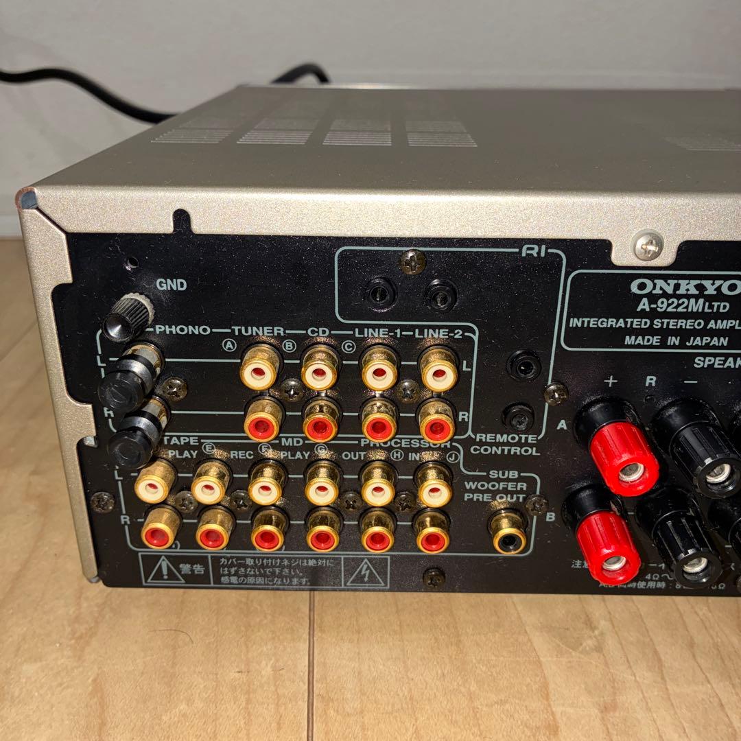 onkyo A-922m Ltd プリメインアンプです いい音です！！完動品