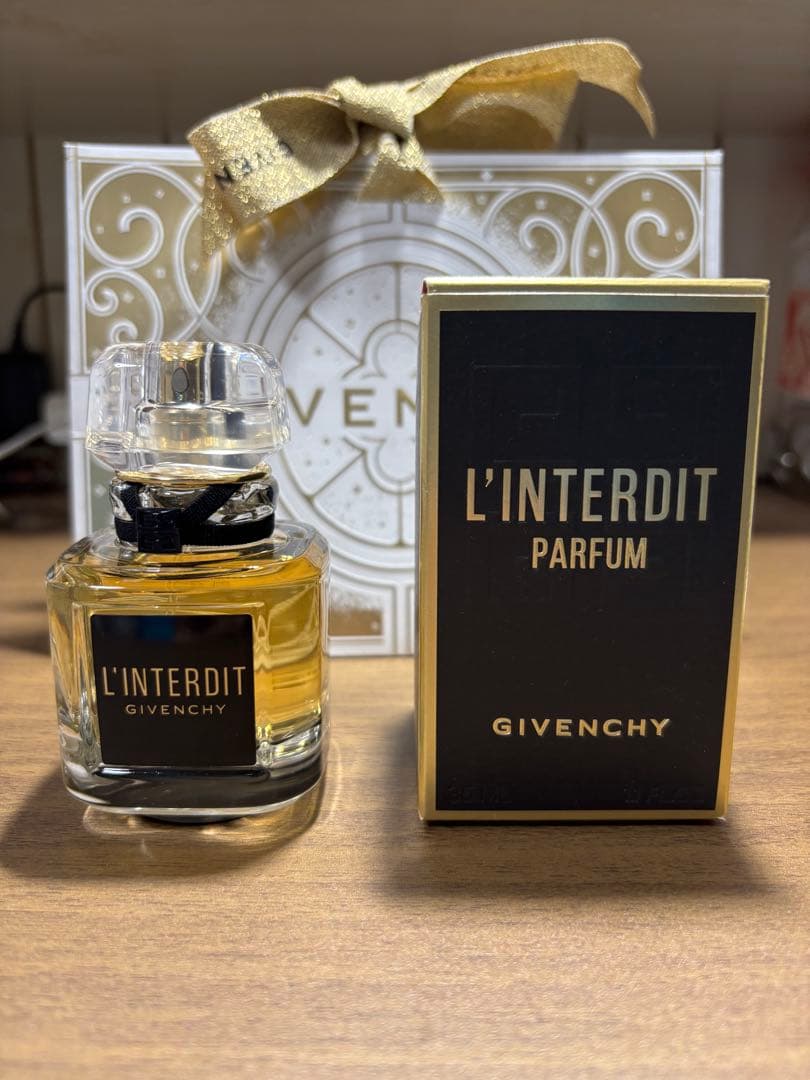 新品　GIVENCHYジバンシー　香水　35ml