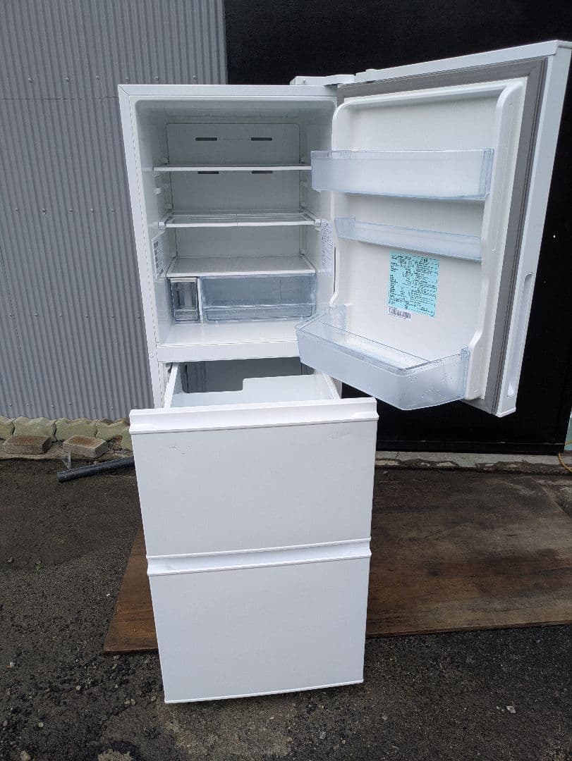 ル*君様 (2024年製)ヤマダ冷蔵庫 YRZ-F28M 283L