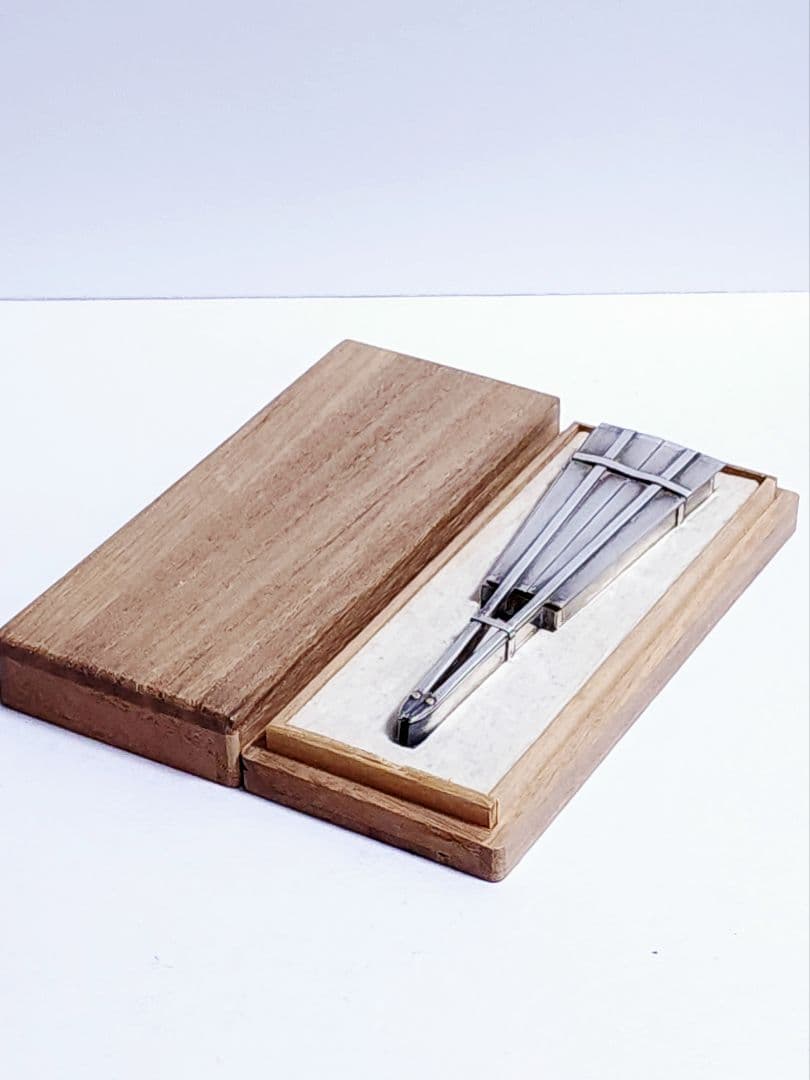 尚美堂 宝飾店 銀製 楊枝入れ 扇子型 銀製刻印 小物入れ 約45.97g