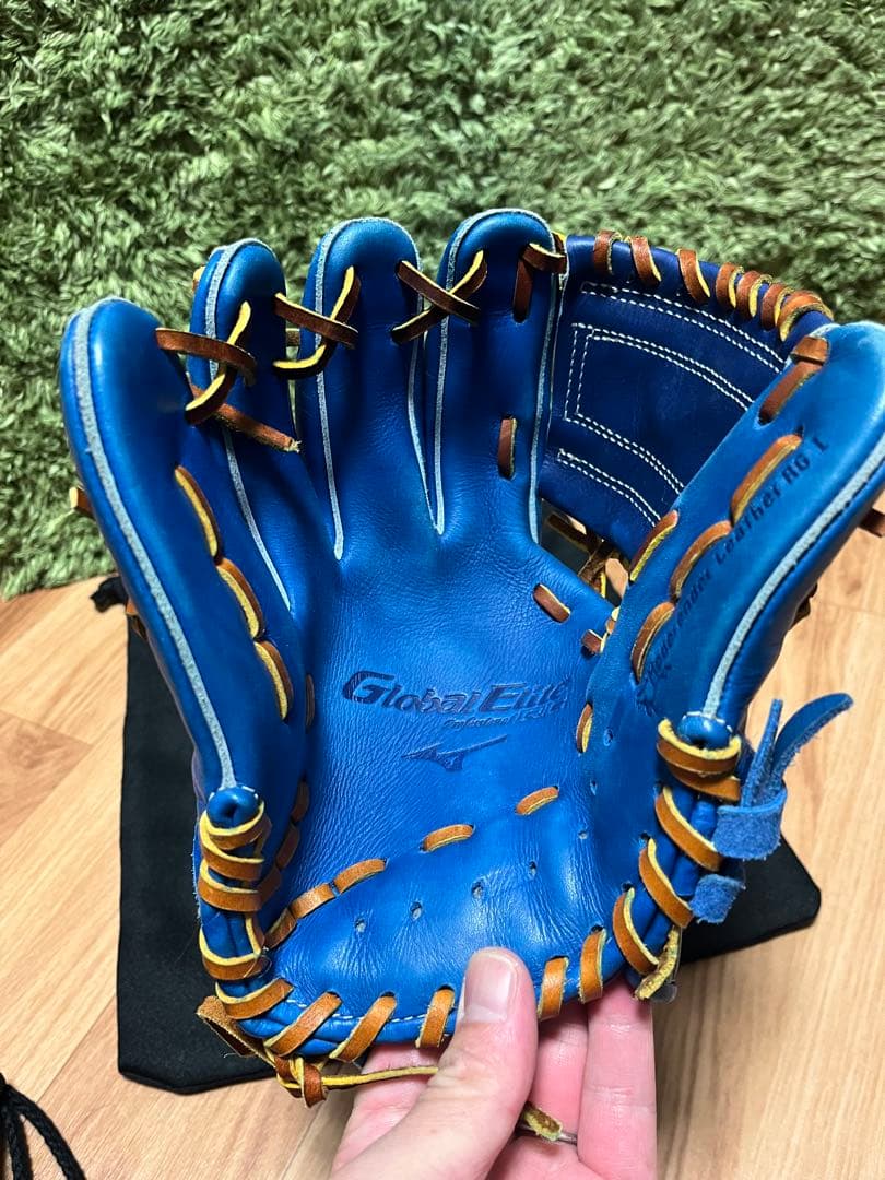 ミズノ グローバルエリート少年軟式 ブルー 左投 坂本選手モデル