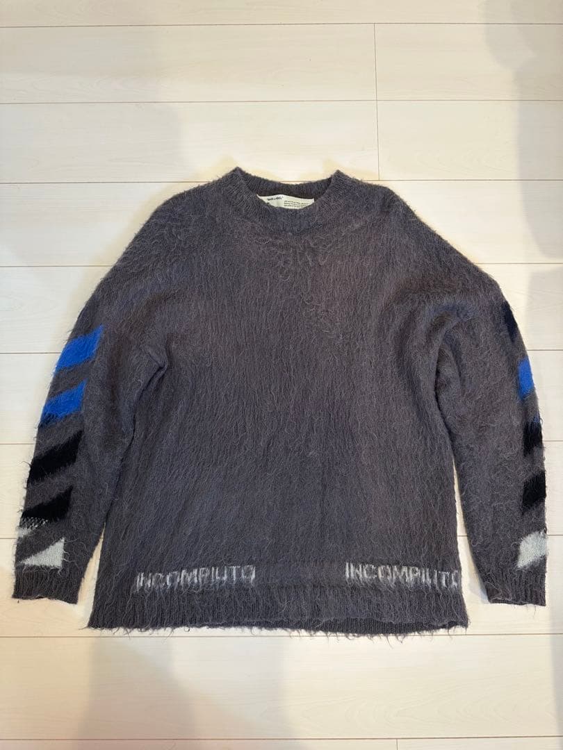 OFF-WHITE アロー柄 ニットウェア　オフホワイト　セーター