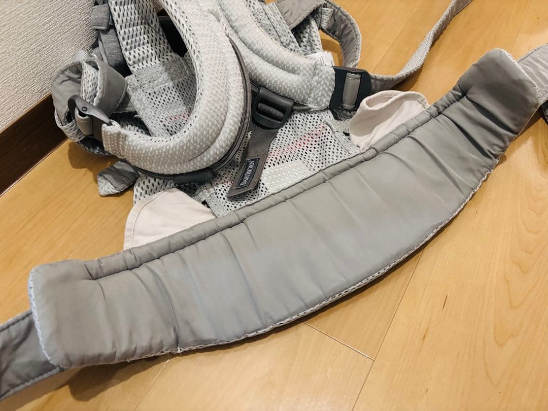 【極美品】ベビービョルン　ハーモニー　抱っこ紐　グレー