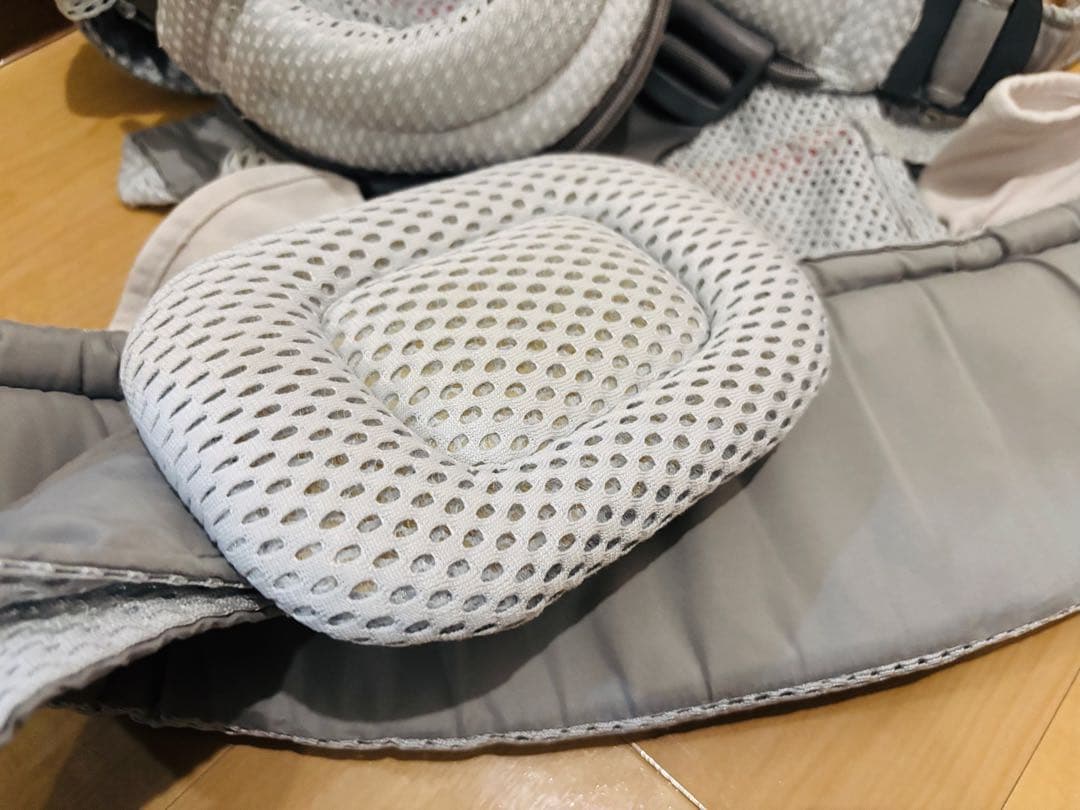 【極美品】ベビービョルン　ハーモニー　抱っこ紐　グレー