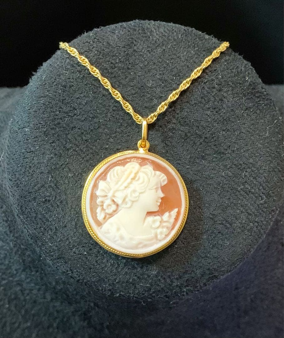 希少シェルカメオヴィンテージペンダント 貴婦人横顔 CAMEO作者サイン有り