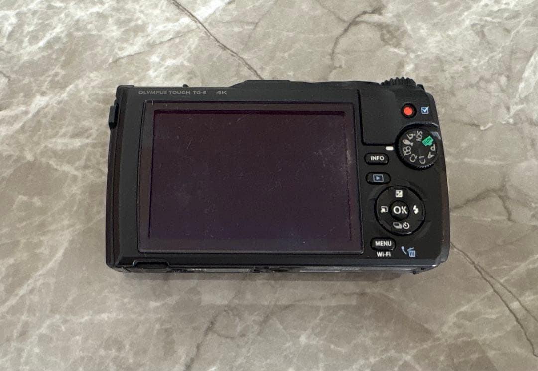 OLYMPUS TG-5 Tough 防水デジカメ ブラック ジャンク品