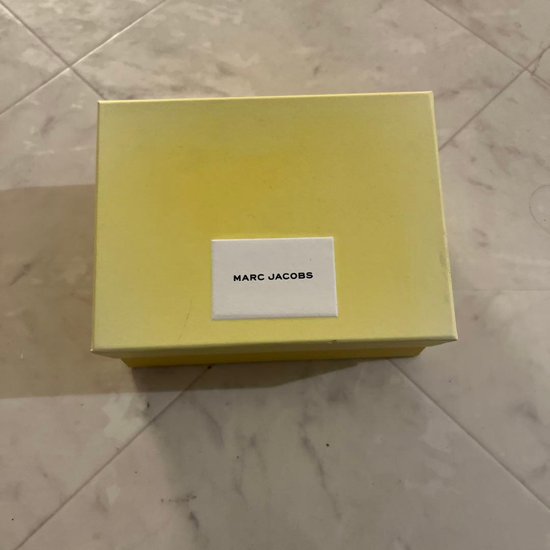 MARC JACOBS ショルダーストラップ　パール　箱付き