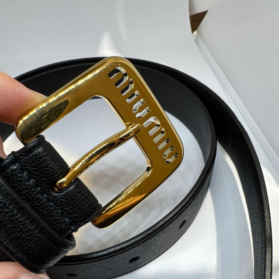 miu miu ナッパレザー ベルト ゴールドバックル 男女兼用