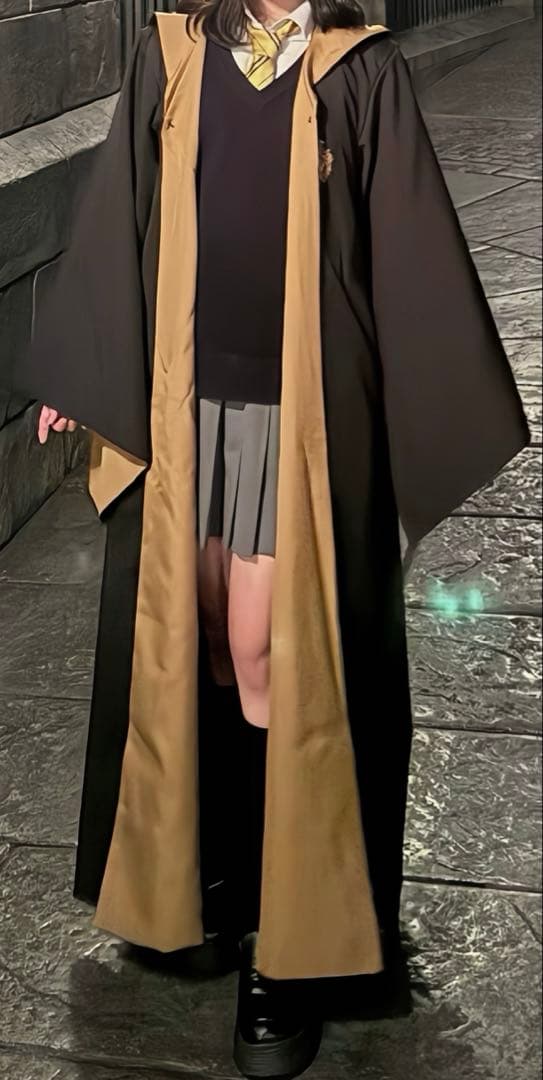 【バラマンディ】ハリーポッター　ハッフルパフ　ローブ(公式)