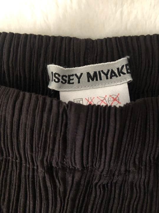 イッセイミヤケ　パンツ