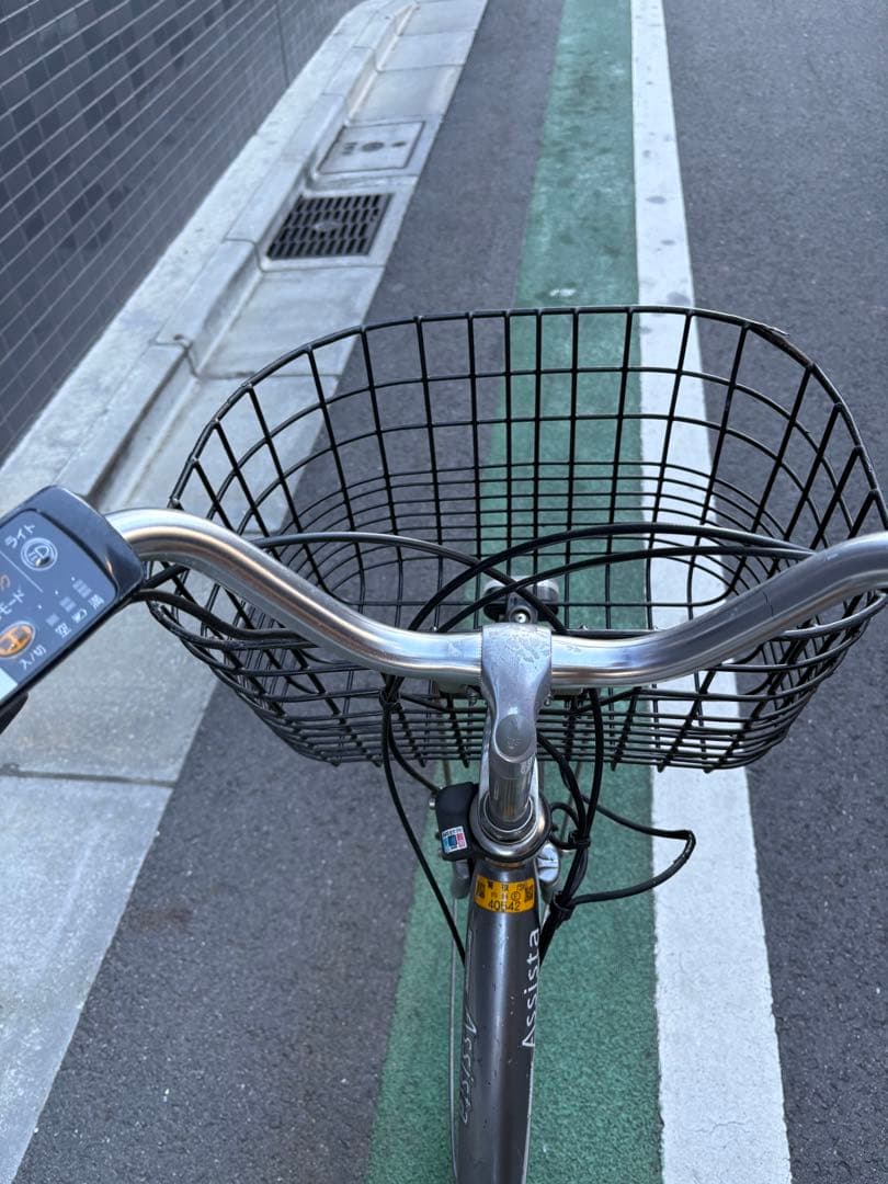 ブリヂストン　電動アシスト自転車 シティタイプ シルバー