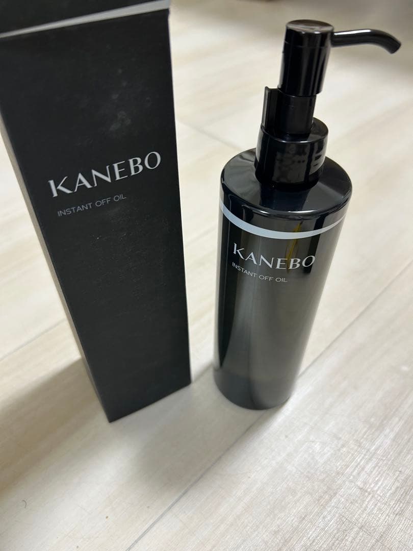 新品クレンジング　インスタントオフオイルリミテッドサイズ310ml2本、洗顔1本