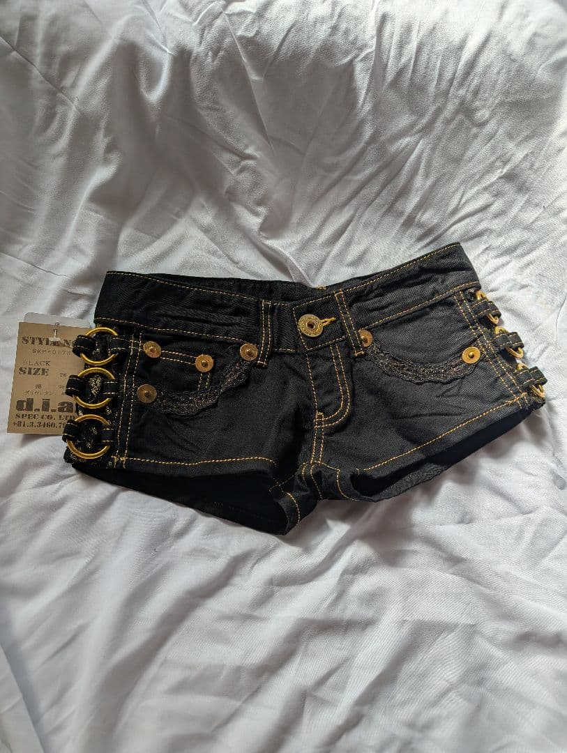 d.i.a. ブラックショートパンツ 新品タグ付き