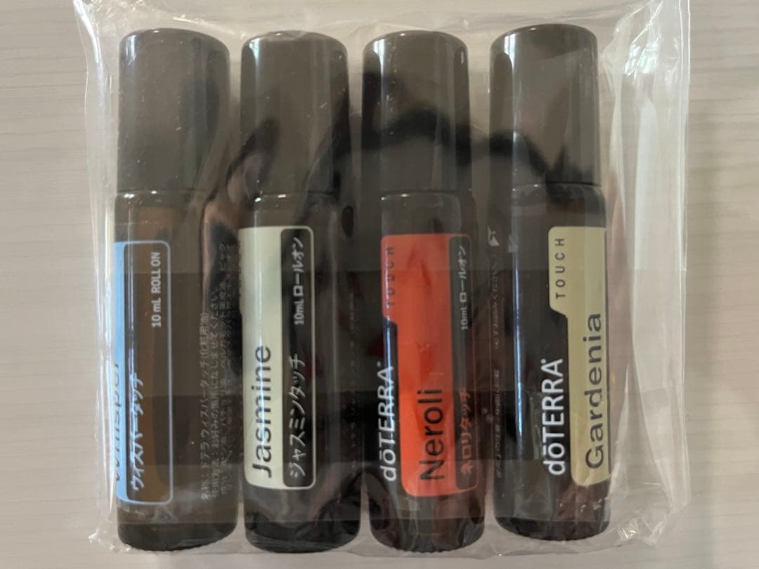 ドテラ　ロールオン　４本セット　コンベンション　RISE